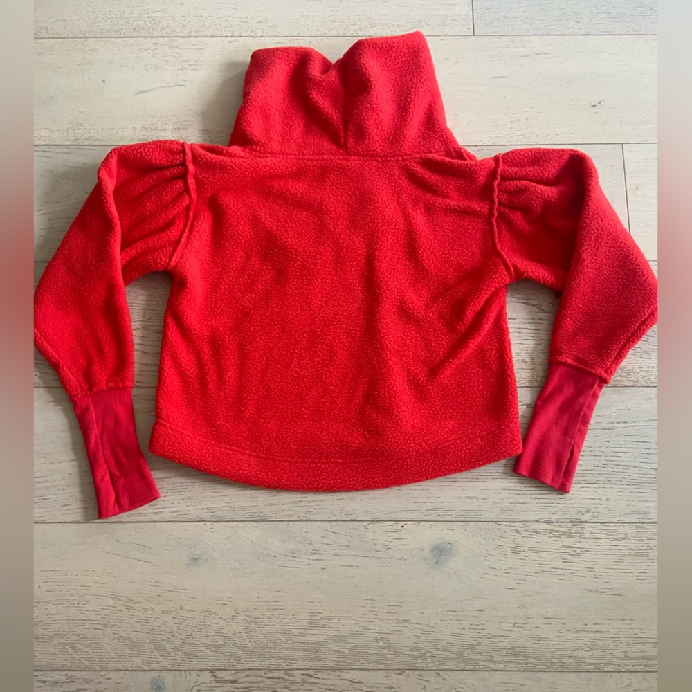 Free People Poppy Cropped Fleece 1/4 Zip XS Red Lightweight Pullover EUC - Picture 3 of 9